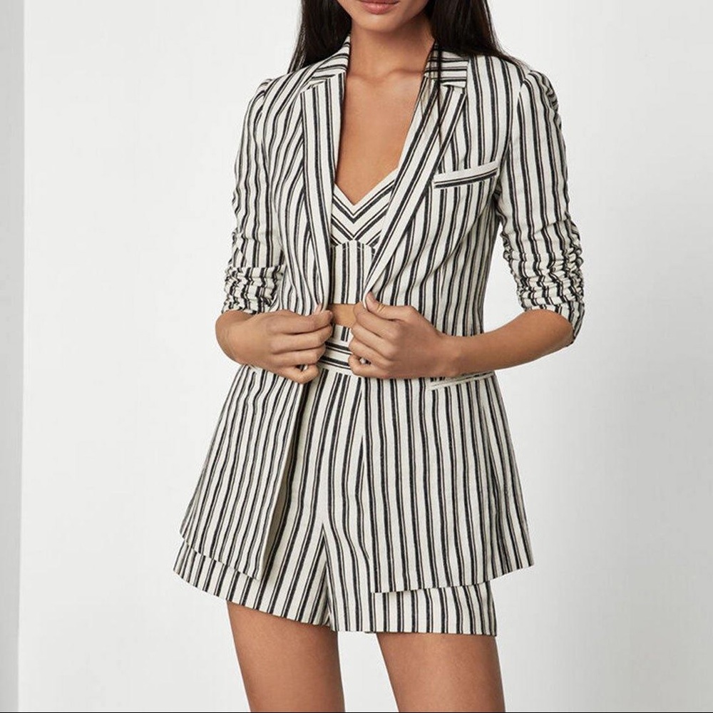 🔥BCBGMAXAZRIA🔥 Cotton Linen Striped Blazer HURRY- ONLY 2 LEFT!